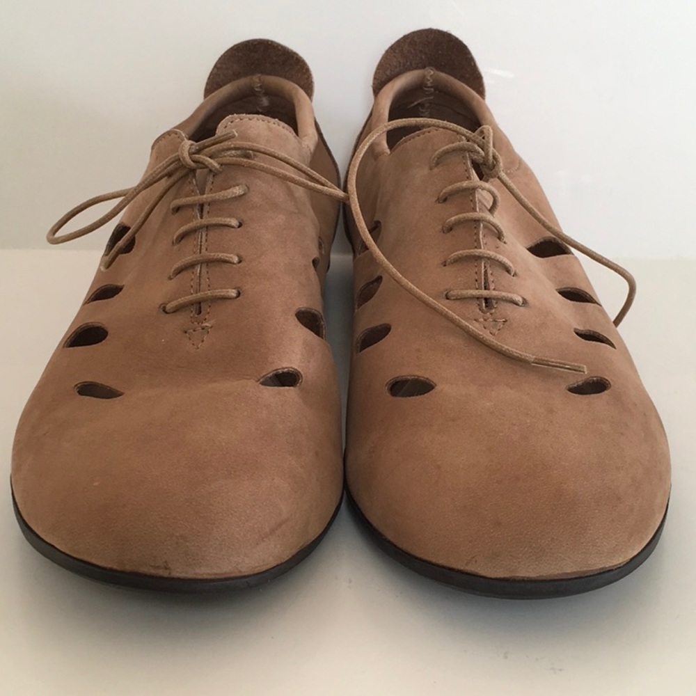 Sesto Meucci Tan Suede Leather Lace Up Loafer W/ Decorative Cut Outs Size 10 - Picture 3 of 8
